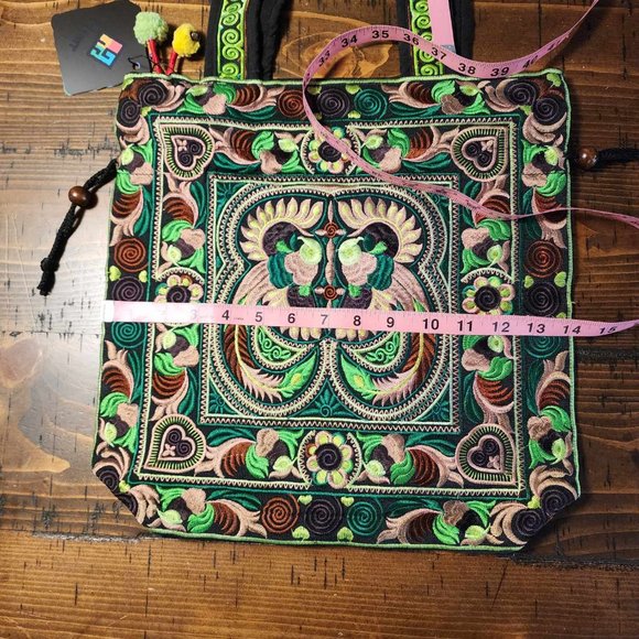 Green Bird Pattern Embroidered Purse - Picture 15 of 16